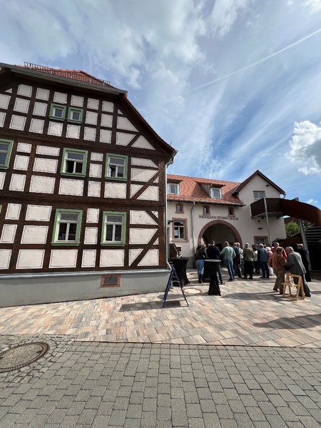 � Stimmkreisb�ro Gerlach: Hermann-D�mig-Haus in M�mbris