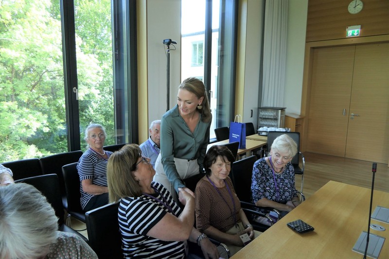 Judith Gerlach, MdL gratuliert zum Geburtstag
