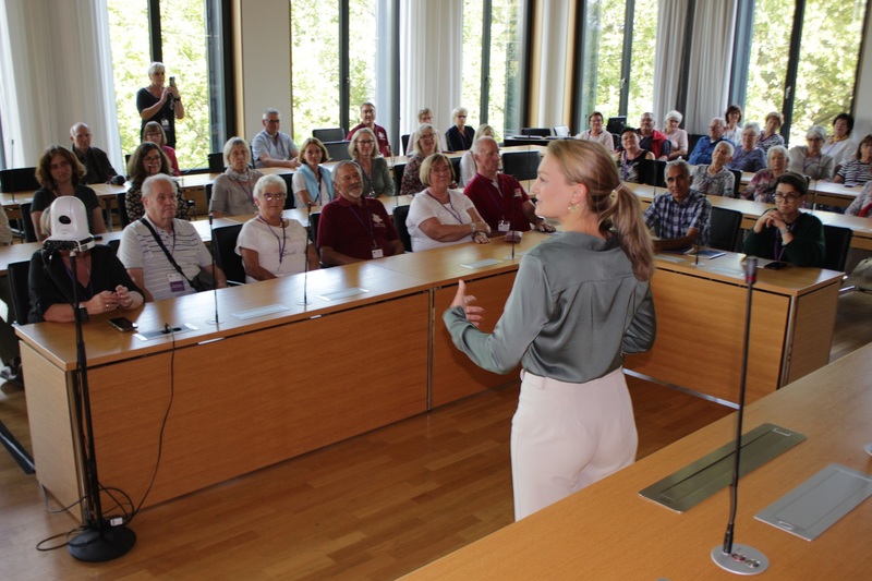 Judith Gerlach informiert über Ihre Arbeit als Landtagsabgeordnete und beantwortet Fragen.